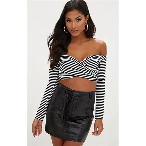 Off-shoulder Short Stripe Navel-baring Long Sleeves Women T Shirts-- Chenille Blend Fleece Blend Nylon Blend Off-shoulder Short Stripe Navel-baring Long Sleeves Women T Shirts-- Chenille Blend Fleece Blend Nylon Blend