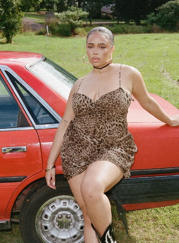Linnard Mini Dress Leopard Curve Boat Neckline Classic