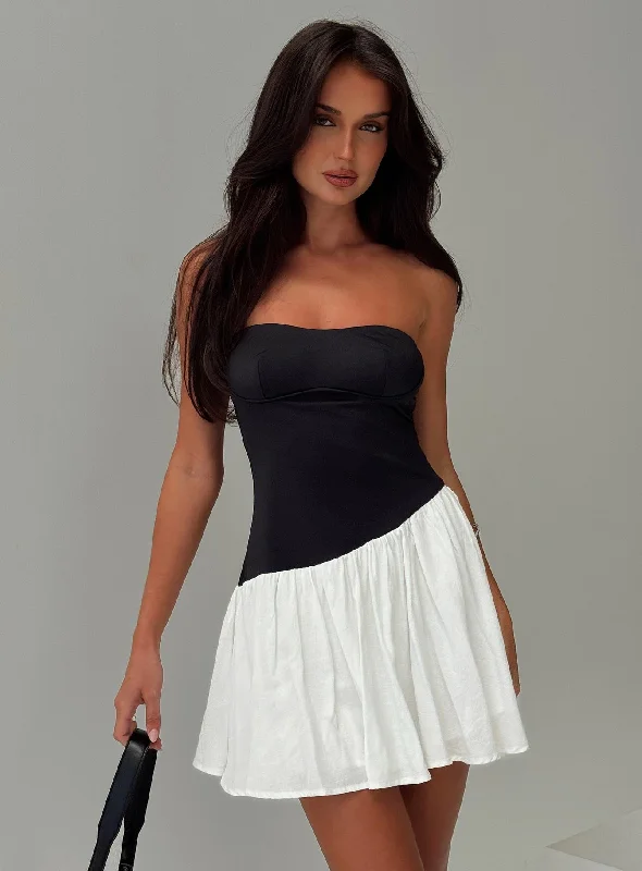Amandla Strapless Mini Dress Black / White Tunics Running lightweight