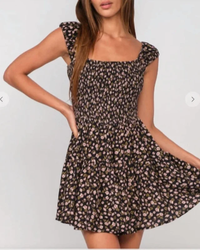 Fall Floral Mini Dress in Black | Black Fashionable Off-Shoulder Mini Dress