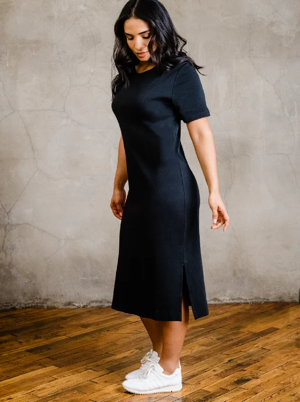 Maria Boxy Midi Dress - Black Tunics Timeless classic