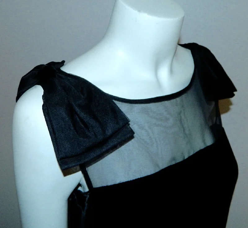 MOD mini dress vintage 1960s black velvet micro mini XS Casual High-Waist Mini Dress MOD mini dress vintage 1960s black velvet micro mini XS Casual High-Waist Mini Dress