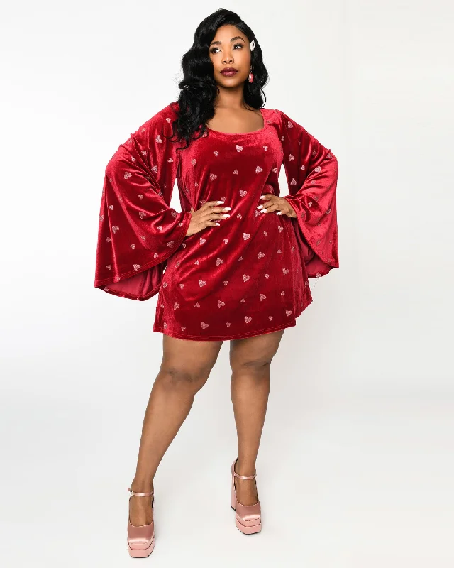 Smak Parlour Plus Size Red Velvet & Pink Heart Downtown Scene Mini Dress | Red Velvet & Pink Heart Fashionable Summer Mini Dress