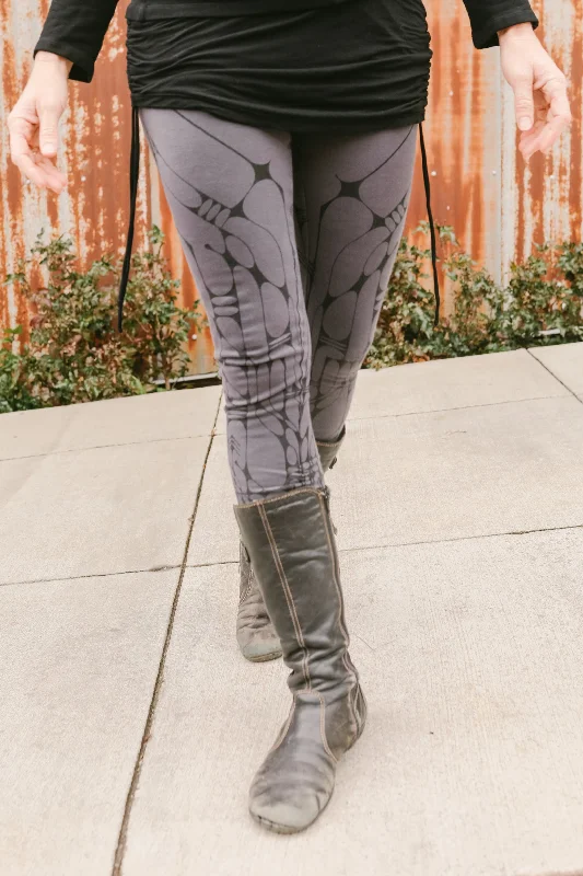 Arrow Leggings - Gray/Black Stylish Camo Print Leggings