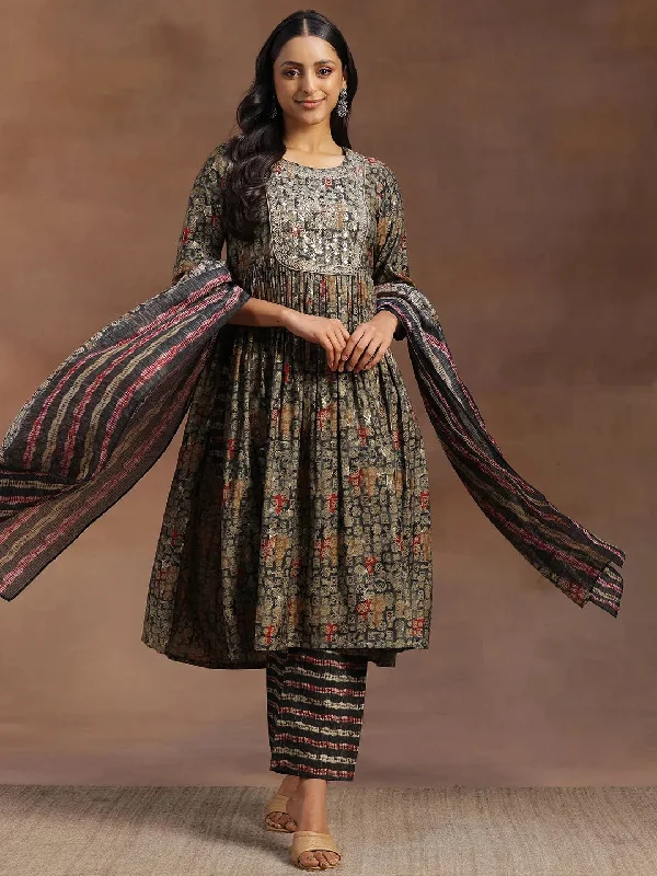 Green Printed Silk Blend A-Line Kurta With Trousers & Dupatta Trousers Essential Wardrobe Green Printed Silk Blend A-Line Kurta With Trousers & Dupatta Trousers Essential Wardrobe