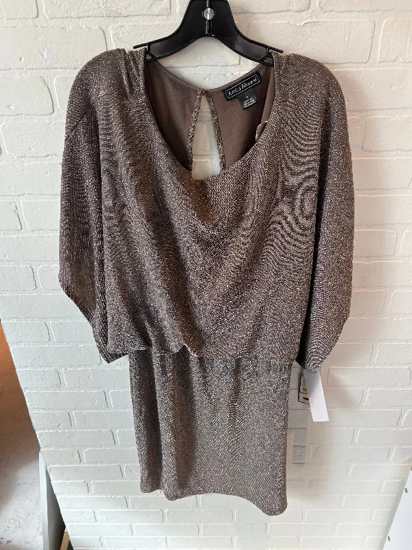Dress Casual Midi By Jessica Howard In Brown, Size: Xl Trendy Smocked Waist Midi Dress Dress Casual Midi By Jessica Howard In Brown, Size: Xl Trendy Smocked Waist Midi Dress
