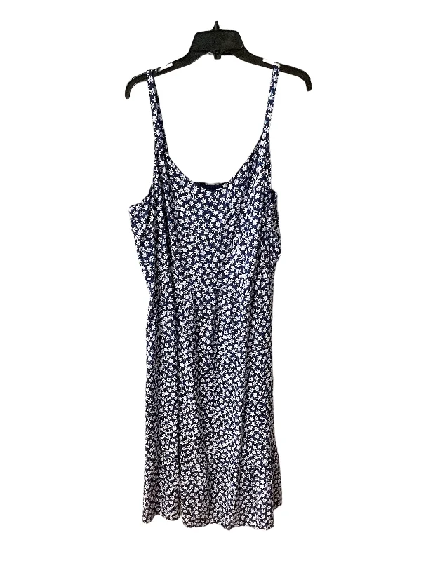Dress Casual Midi By Old Navy In Blue, Size: 1x Stylish Button-Up Midi Dress
